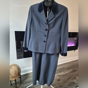 ​Kasper A.S.L. Petite 100% Wool Skirt Suit Set - Navy Blue - 14P
